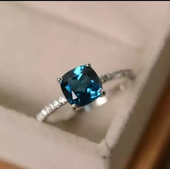 Jewelry - .925 Women's ring